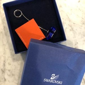 ‼️SALE‼️Genuine Swarovski crystal blue card stand